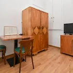 L&g In , Private & Beautiful Sea View Hostal
