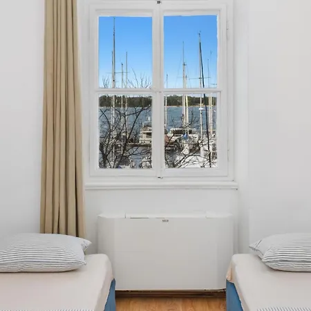 L&g In , Private & Beautiful Sea View Ostello