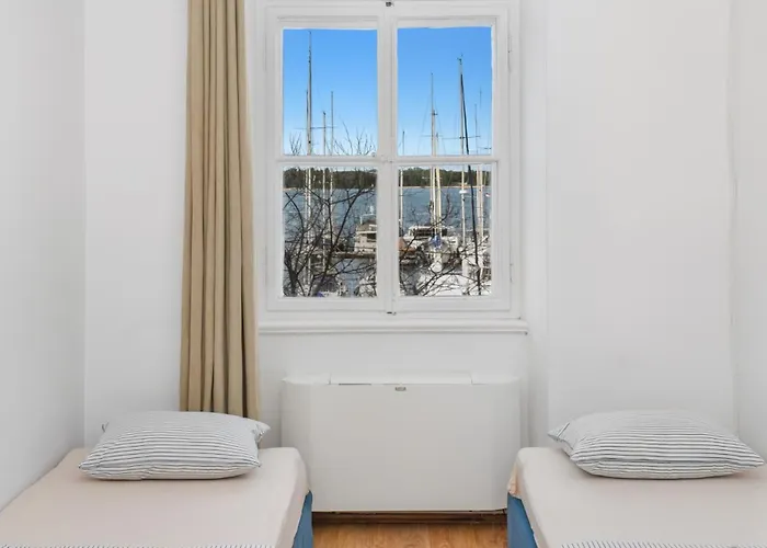 L&g In , Private & Beautiful Sea View אכסניה