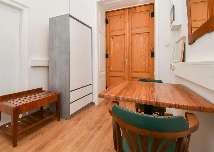 L&g In , Private & Beautiful Sea View